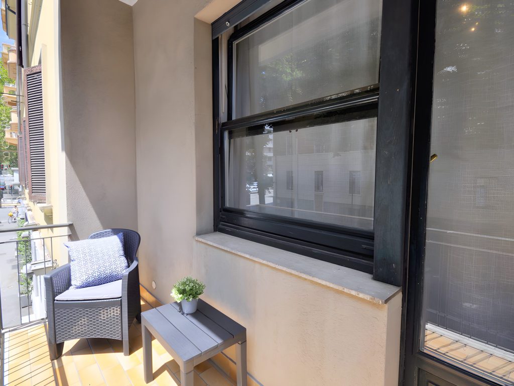 7.TERRAZZO STANZA D